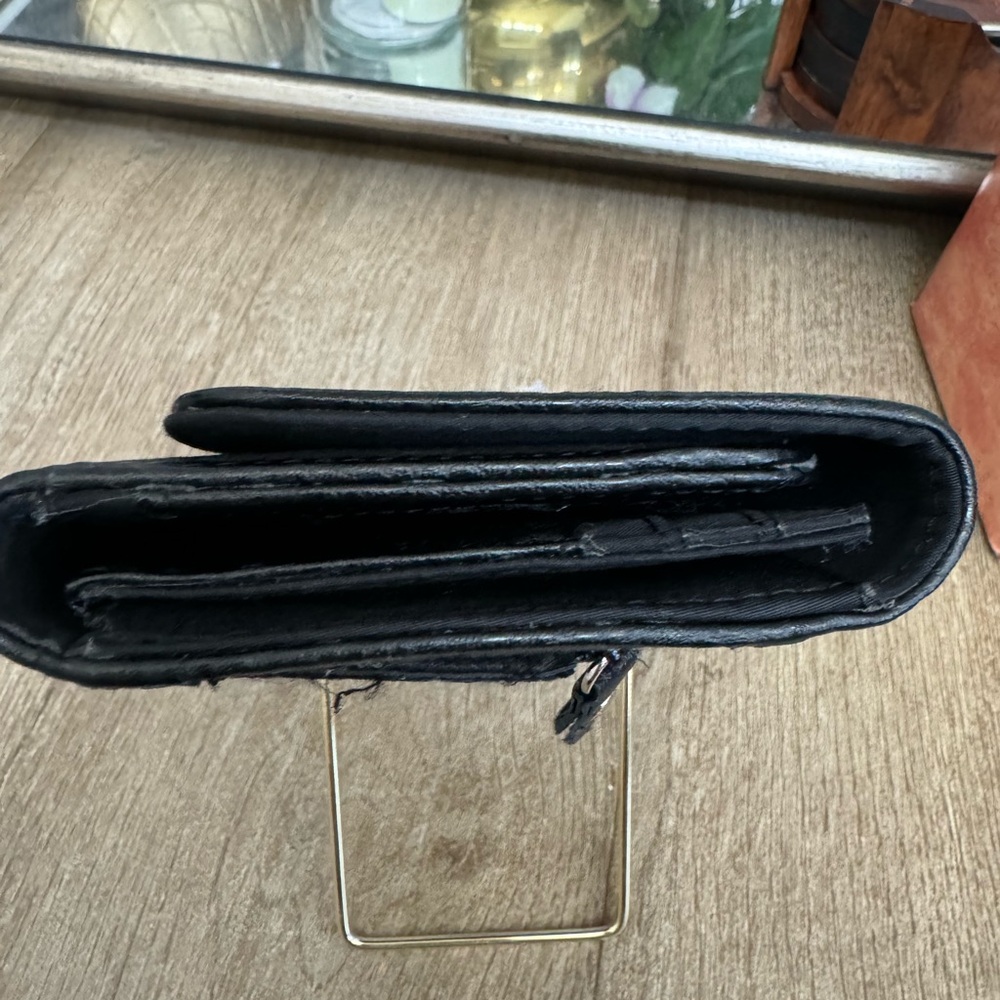 Etienne Aigner wallet - Picture 12 of 14